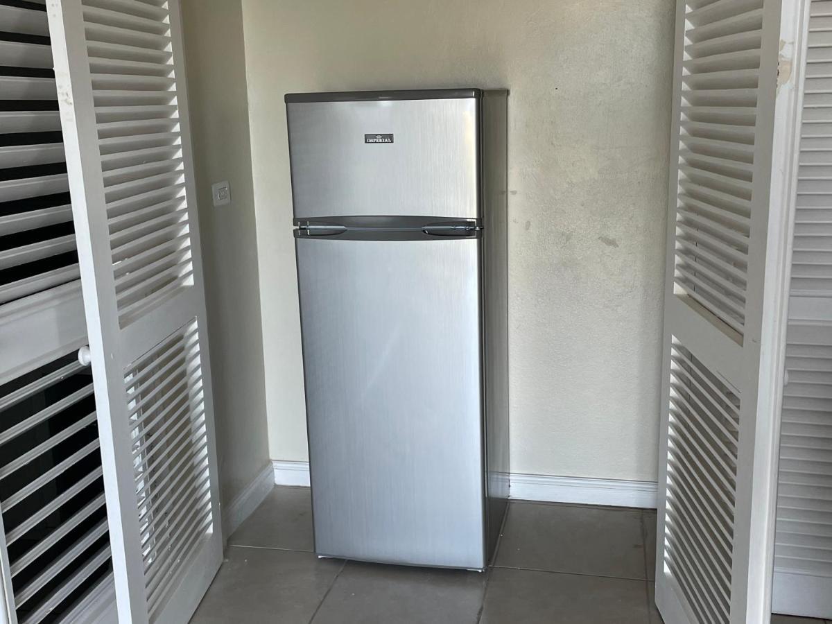 Apartamento Hummingbird Retreat - Luxury Oceanview Apt, 7-minute Walk To